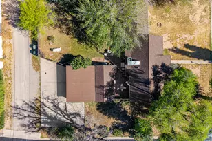 213 S Mesquite St, Wickenburg, AZ 85390 - Photo 32