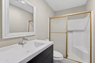 3235 S Allred Dr, Tempe, AZ 85282 - Photo 58