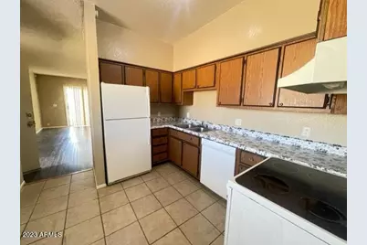 2802 E Monte Cristo Avenue #Apt 102, Phoenix, AZ 85032 - Photo 2