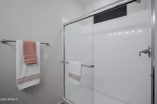 14654 W Surrey Dr, Surprise, AZ 85379 - Photo 18