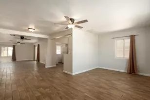 1239 E Highland Ave, Phoenix, AZ 85014 - Photo 26