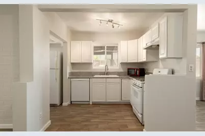 1239 E Highland Avenue #A, Phoenix, AZ 85014 - Photo 30