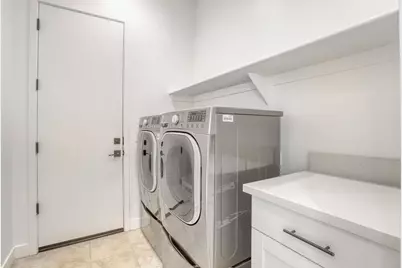 8723 W Vista Avenue, Glendale, AZ 85305 - Photo 38