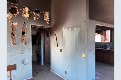 7526 W Surrey Avenue, Peoria, AZ 85381 - Photo 12