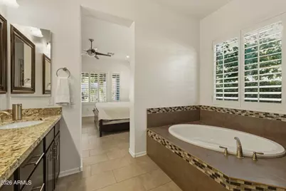 21080 N 76th Avenue, Glendale, AZ 85308 - Photo 64