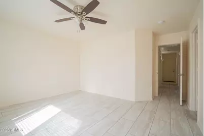 8563 W Mission Lane, Peoria, AZ 85345 - Photo 18