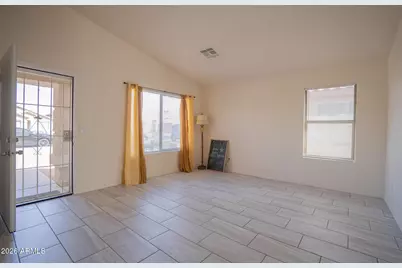 8563 W Mission Lane, Peoria, AZ 85345 - Photo 6