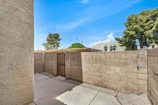 222 W Brown Rd, Mesa, AZ 85201 - Photo 20