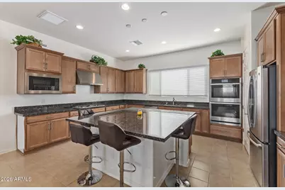 20520 W College Drive, Buckeye, AZ 85396 - Photo 14