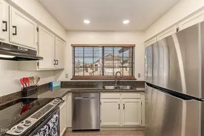 8735 E Moreland Street, Scottsdale, AZ 85257 - Photo 16