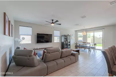 657 E Buckingham Avenue, Gilbert, AZ 85297 - Photo 10