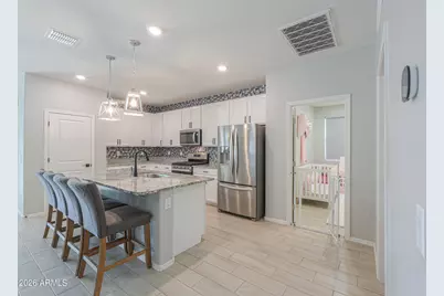 657 E Buckingham Avenue, Gilbert, AZ 85297 - Photo 6