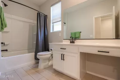 657 E Buckingham Avenue, Gilbert, AZ 85297 - Photo 20