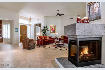 22608 N 55th Street, Phoenix, AZ 85054 - Photo 12