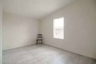 8601 N 71st Ave, Glendale, AZ 85301 - Photo 16