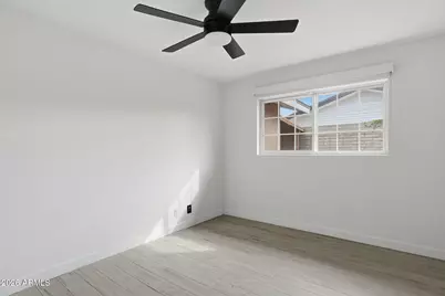 8307 E Clarendon Avenue, Scottsdale, AZ 85251 - Photo 16