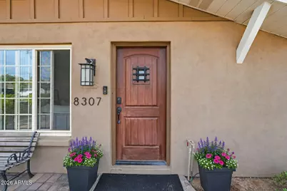 8307 E Clarendon Avenue, Scottsdale, AZ 85251 - Photo 2