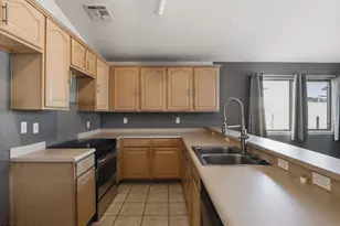 7815 W Solano Dr N, Glendale, AZ 85303 - Photo 4