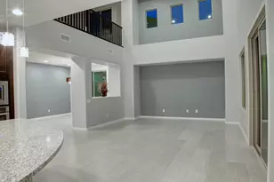 3607 E Salter Dr, Phoenix, AZ 85050 - Photo 12