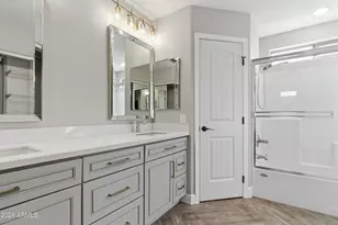 21844 N 40th Pl, Phoenix, AZ 85050 - Photo 10