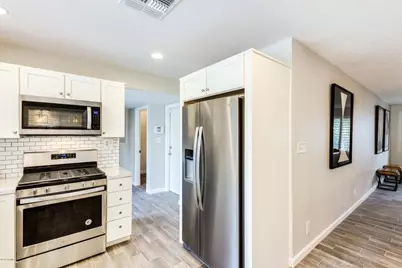 2218 E Cactus Wren Drive, Phoenix, AZ 85020 - Photo 26