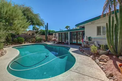 2218 E Cactus Wren Drive, Phoenix, AZ 85020 - Photo 10