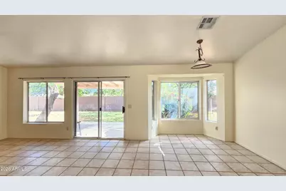 6201 W Desert Cove Avenue, Glendale, AZ 85304 - Photo 8