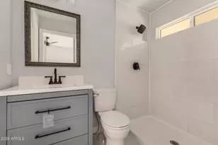 1067 E Sequoia Dr, Phoenix, AZ 85024 - Photo 8