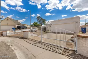 1067 E Sequoia Dr, Phoenix, AZ 85024 - Photo 10