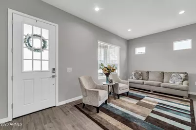 10518 W Albert Lane, Peoria, AZ 85382 - Photo 4