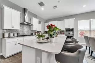 10518 W Albert Ln, Peoria, AZ 85382 - Photo 6