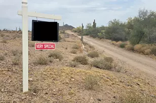 29540 W Olesen Rd, Wittmann, AZ 85361 - Photo 1