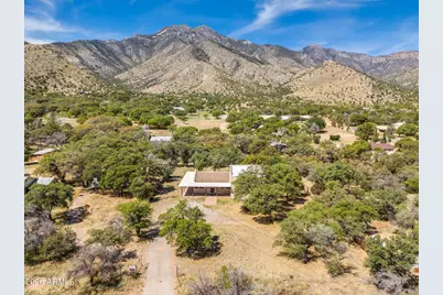 9626 S Turkey Track Road, Hereford, AZ 85615 - Photo 44