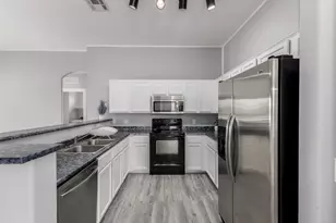 1350 S Greenfield Rd, Mesa, AZ 85206 - Photo 8