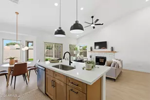 15221 S 47th Way, Phoenix, AZ 85044 - Photo 8