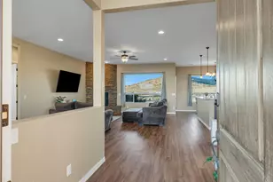 10976 E Angies Wy, Prescott Valley, AZ 86315 - Photo 8