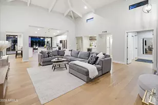 9402 N 83rd Ct, Scottsdale, AZ 85258 - Photo 4