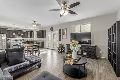 8610 N 61st Drive, Glendale, AZ 85302 - Photo 12