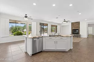 27309 N 59th Dr, Phoenix, AZ 85083 - Photo 32