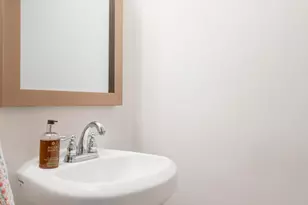 4001 E Campbell Ave, Phoenix, AZ 85018 - Photo 16