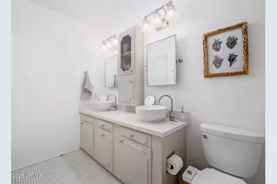 4001 E Campbell Avenue, Phoenix, AZ 85018 - Photo 12