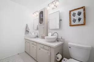 4001 E Campbell Ave, Phoenix, AZ 85018 - Photo 12