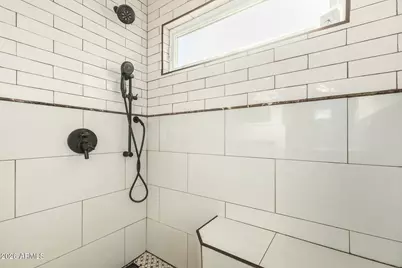 8401 W Cherry Hills Drive, Peoria, AZ 85345 - Photo 14