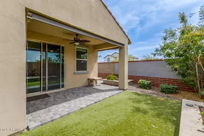 13466 N 142nd Drive, Surprise, AZ 85379 - Photo 8