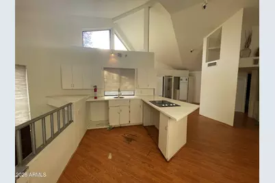 10301 N 70th Street #202, Paradise Valley, AZ 85253 - Photo 4