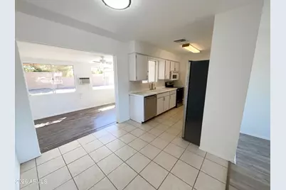 639 N 57th Place, Mesa, AZ 85205 - Photo 10