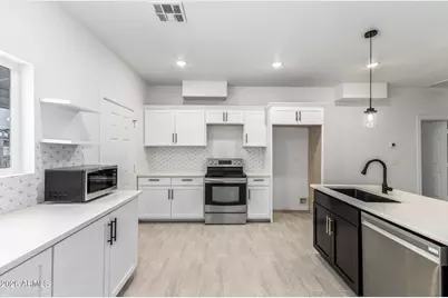 2532 E Jones Avenue, Phoenix, AZ 85040 - Photo 10