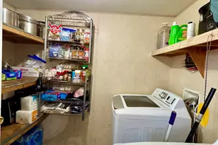 5484 N 43rd Ave, Glendale, AZ 85301 - Photo 6