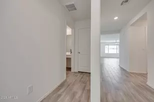 7412 S 34th Ln, Phoenix, AZ 85041 - Photo 8