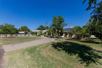 5237 N 106th Avenue, Glendale, AZ 85307 - Photo 4